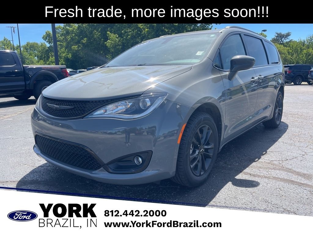 2020 Chrysler Pacifica 3.6 AWD LAUNCH EDITION AUTO 4WD's photo