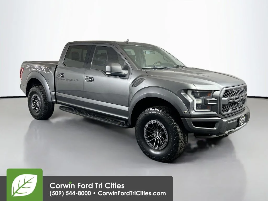2019 Ford F-150 4x4 SuperCrew 145 in's photo