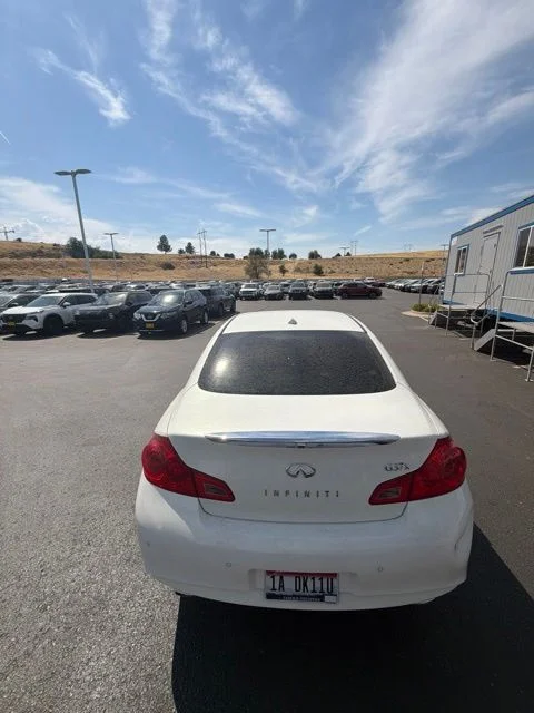 Used 2013 White INFINITI X image 10