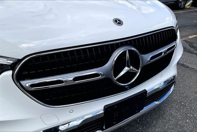 Used 2026 White Mercedes-Benz GLC 300 image 27