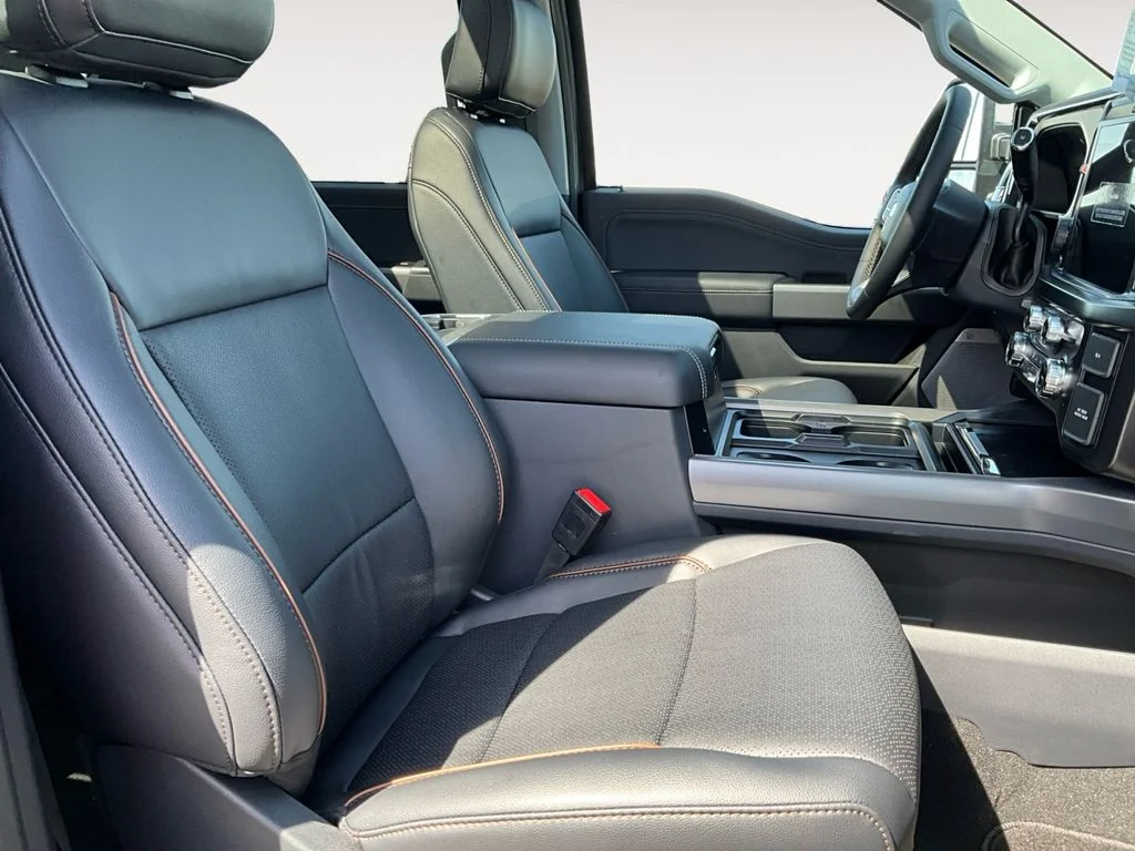 New 2026 Carbonized Gray Metallic Ford LARIAT image 11