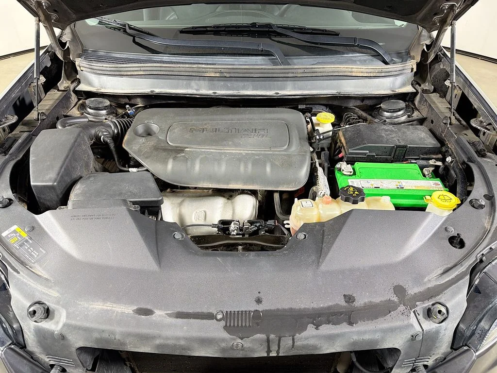 Used 2019 Gray Jeep Latitude Plus image 26