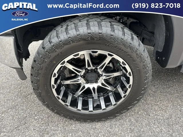 Used 2025 Gray Ford XLT image 13