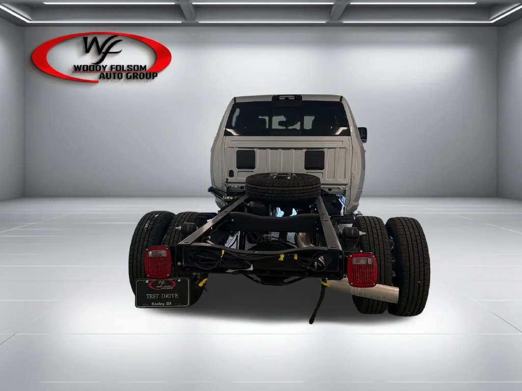 New 2027 Silver-Zynith Paint RAM Tradesman image 7