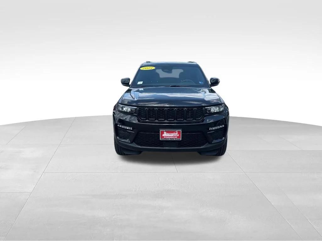 Used 2025 Black Jeep Limited image 9
