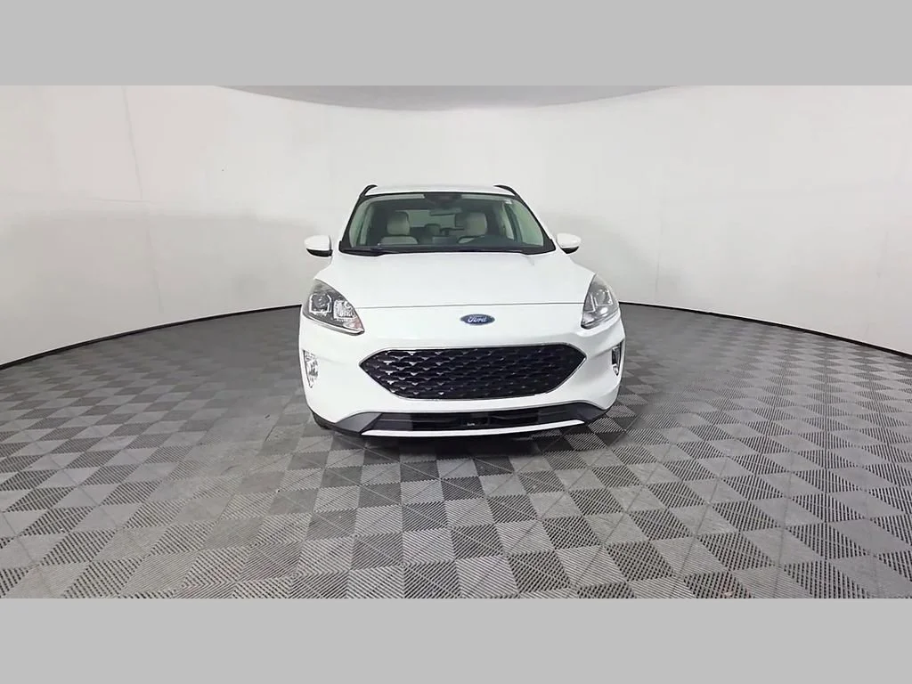 Used 2020 White Metallic Ford SEL image 52