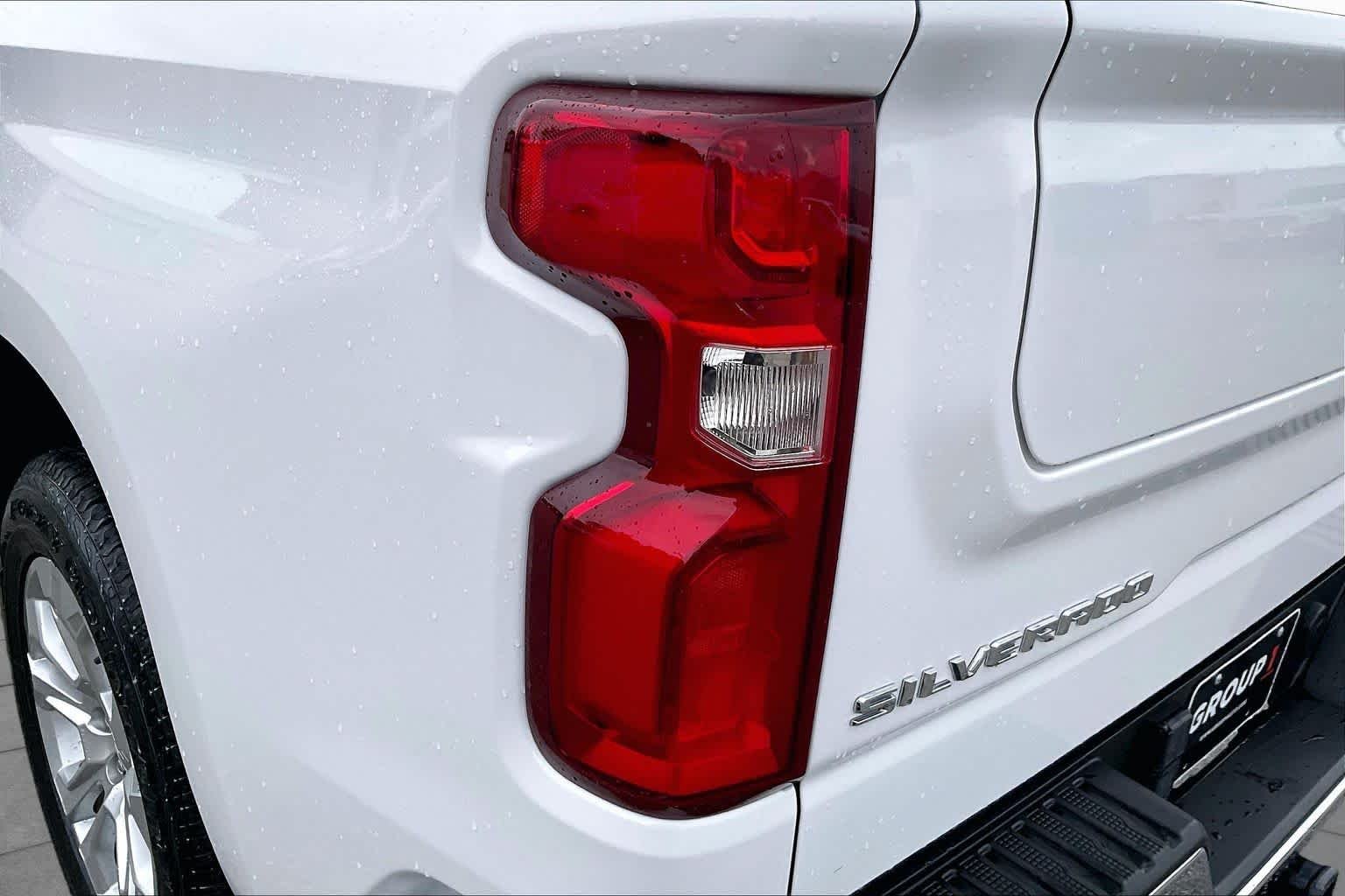 Used 2023 Summit White Chevrolet LTZ image 28