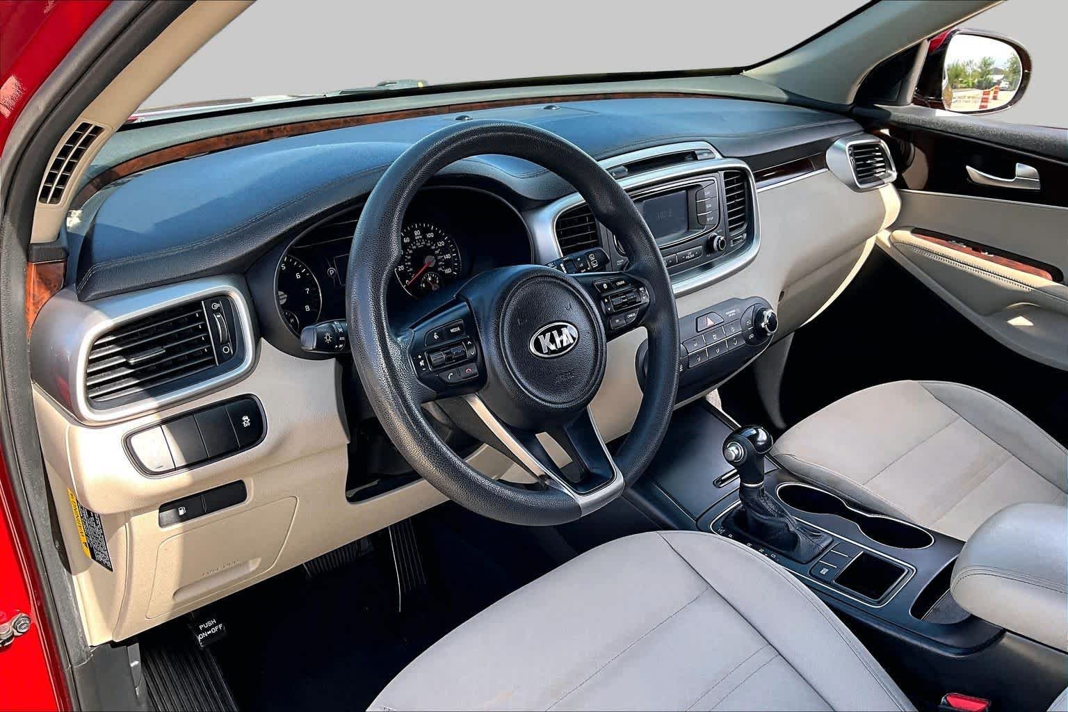 Used 2017 Remington Red Kia LX V6 image 18