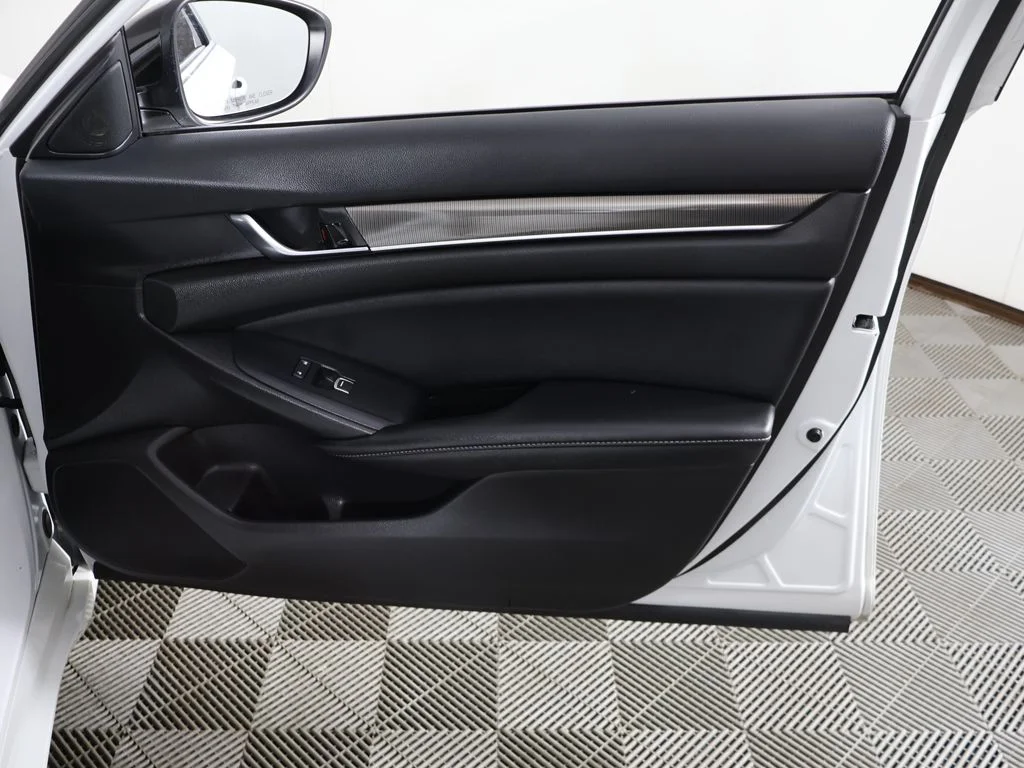Used 2022 Platinum White Honda Sport image 20