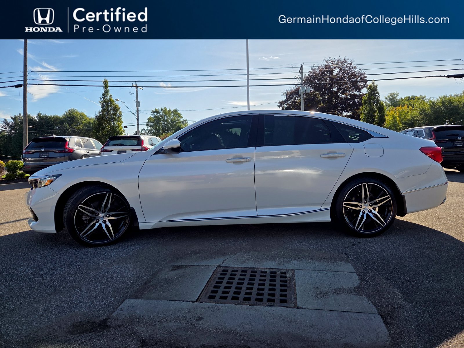 Certified Used 2021 Platinum White Pearl Honda 2.0T Touring image 23