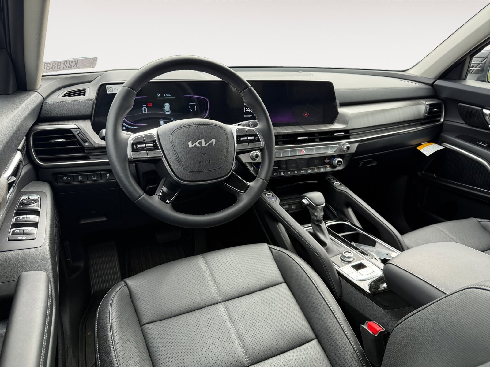 New 2025 Ebony Black Kia EX image 15