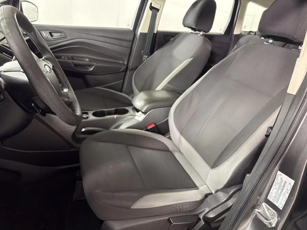 2014 Ford Escape S - Photo 10