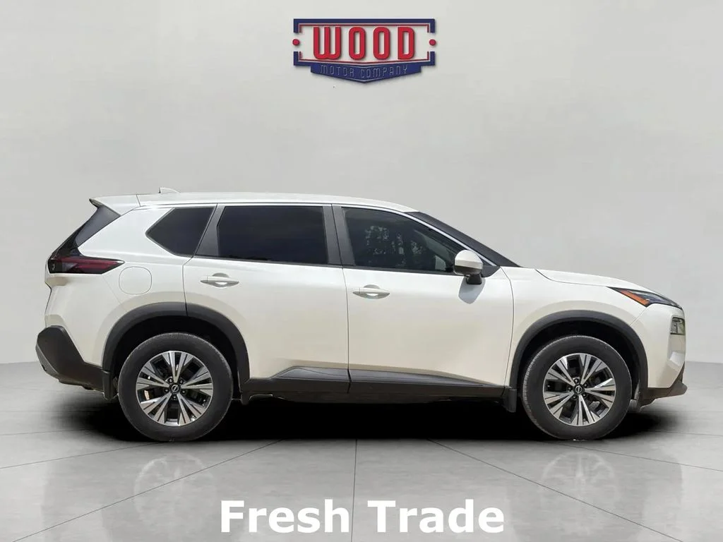 Used 2023 Pearl White Tricoat Nissan SV image 5