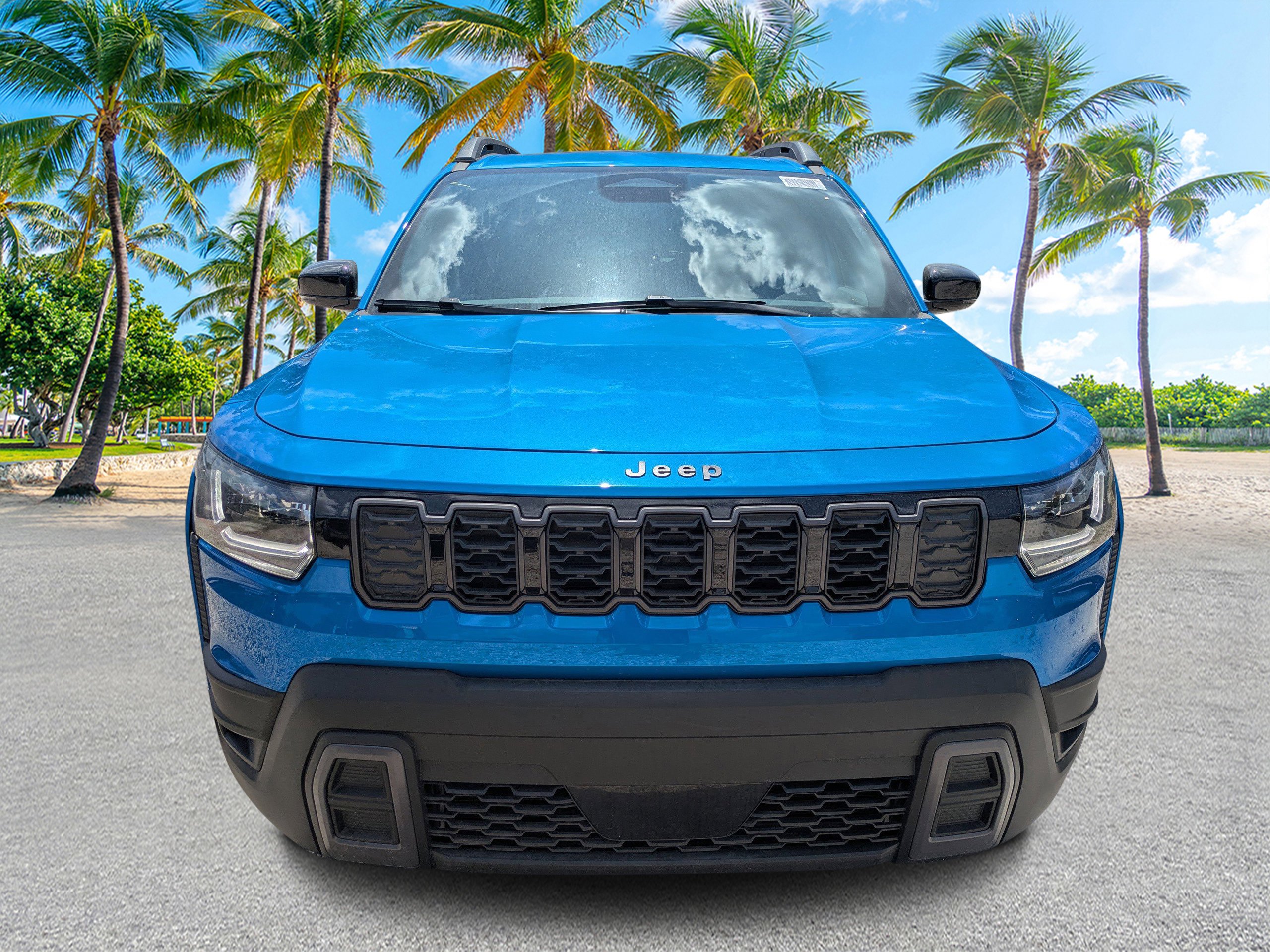 New 2026 Hydro Blue Pearl-Coat Exterior Paint Jeep Limited image 8