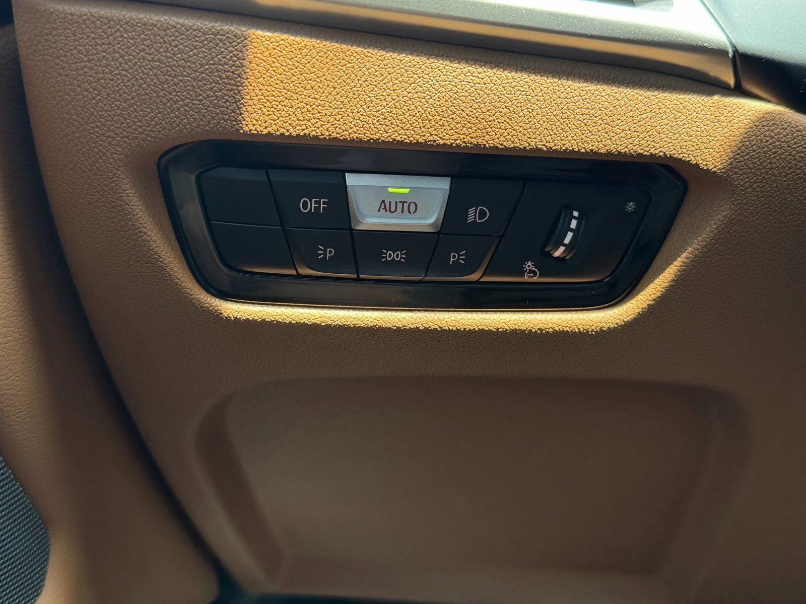 New 2026 Mineral White Metallic BMW 430i image 24