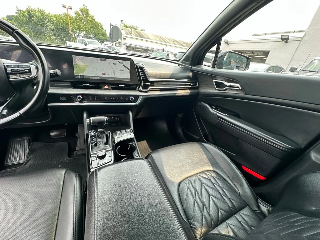 Used 2023 Black Kia X-Line image 26