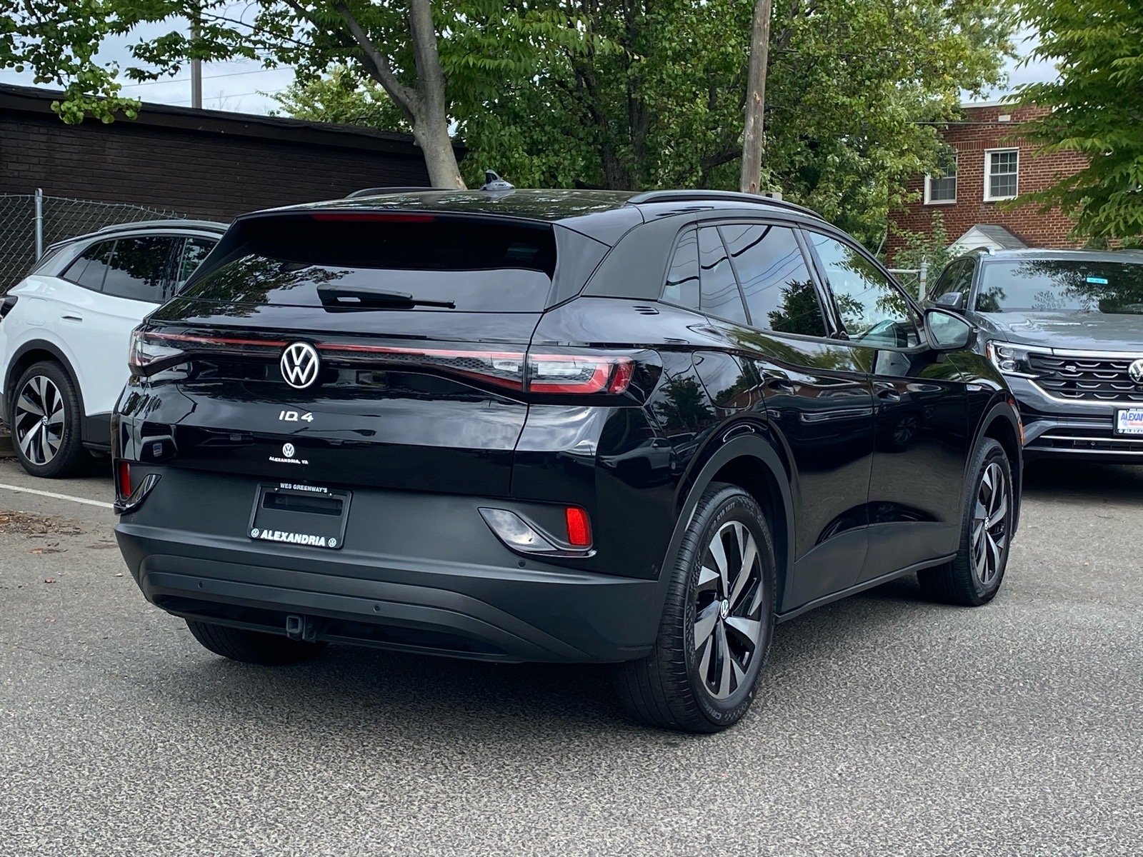 Certified Used 2023 Black Volkswagen Pro image 3