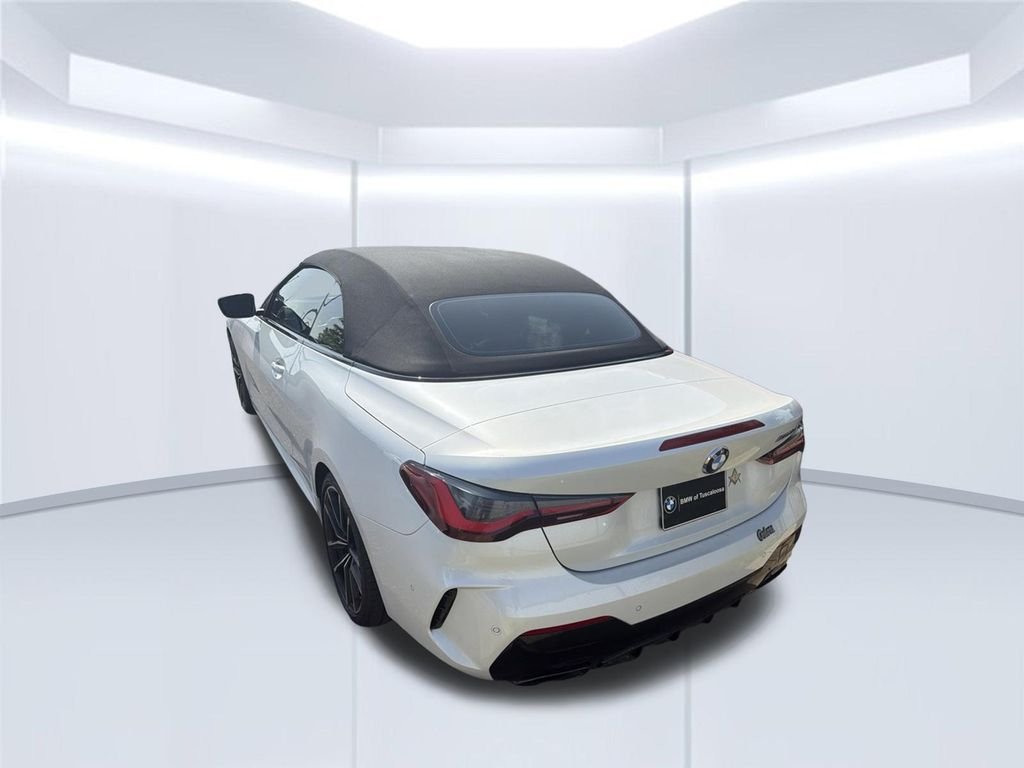 Used 2024 White BMW M440i image 4