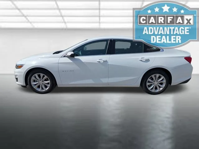 Used 2024 Summit White Chevrolet 1LT image 25