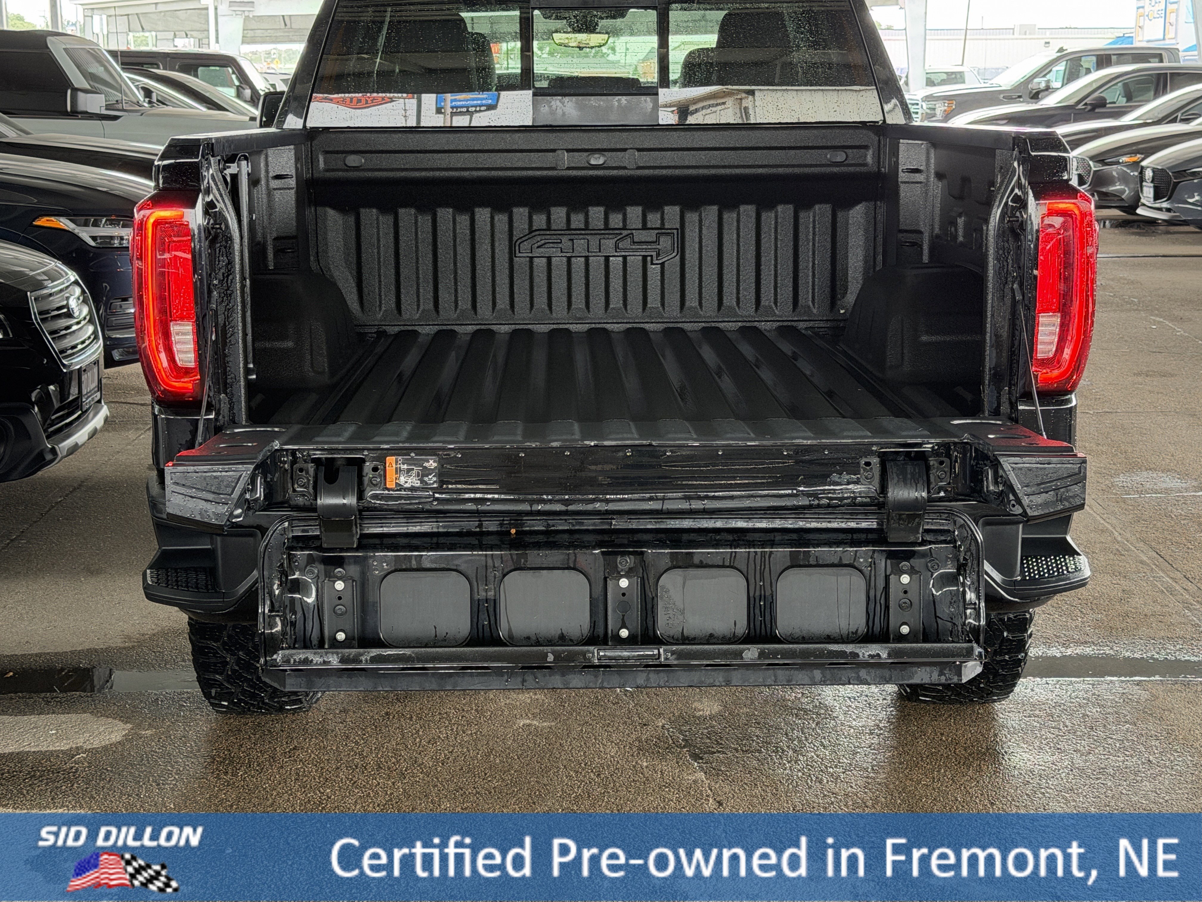Used 2021 Onyx Black GMC AT4 image 5