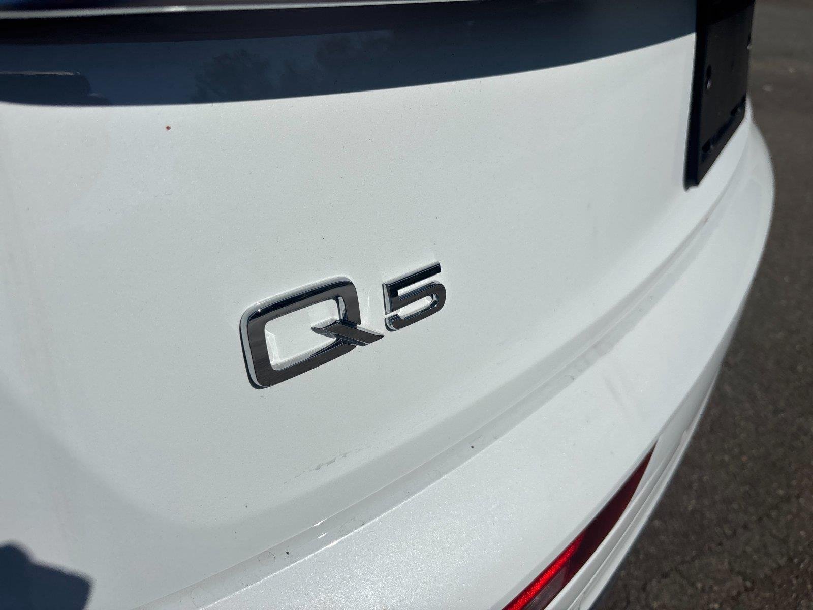 Used 2023 Glacier White Metallic Audi S line Premium image 11