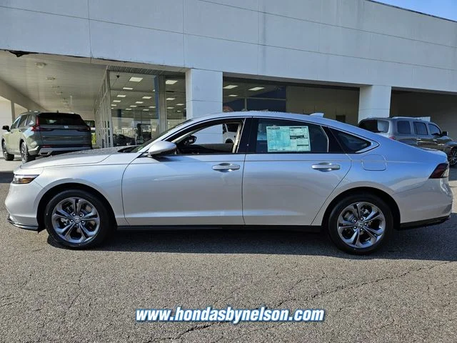 New 2025 Silver Honda EX-L image 4