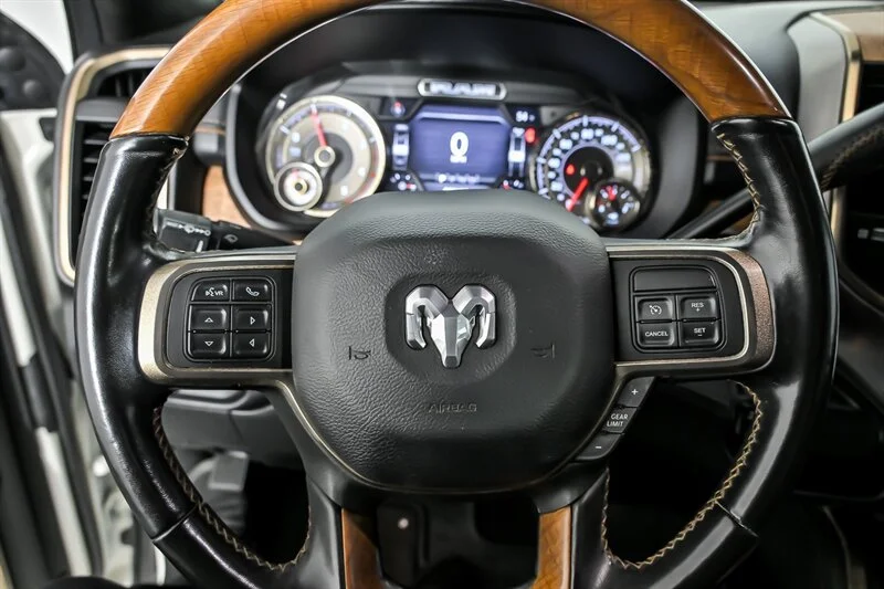 2022 RAM Ram 3500 Pickup Longhorn - Photo 22