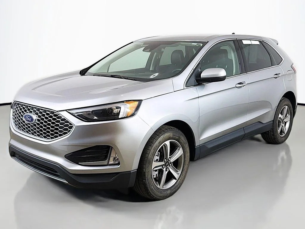 Used 2024 Iconic Silver Metallic Ford SEL image 7