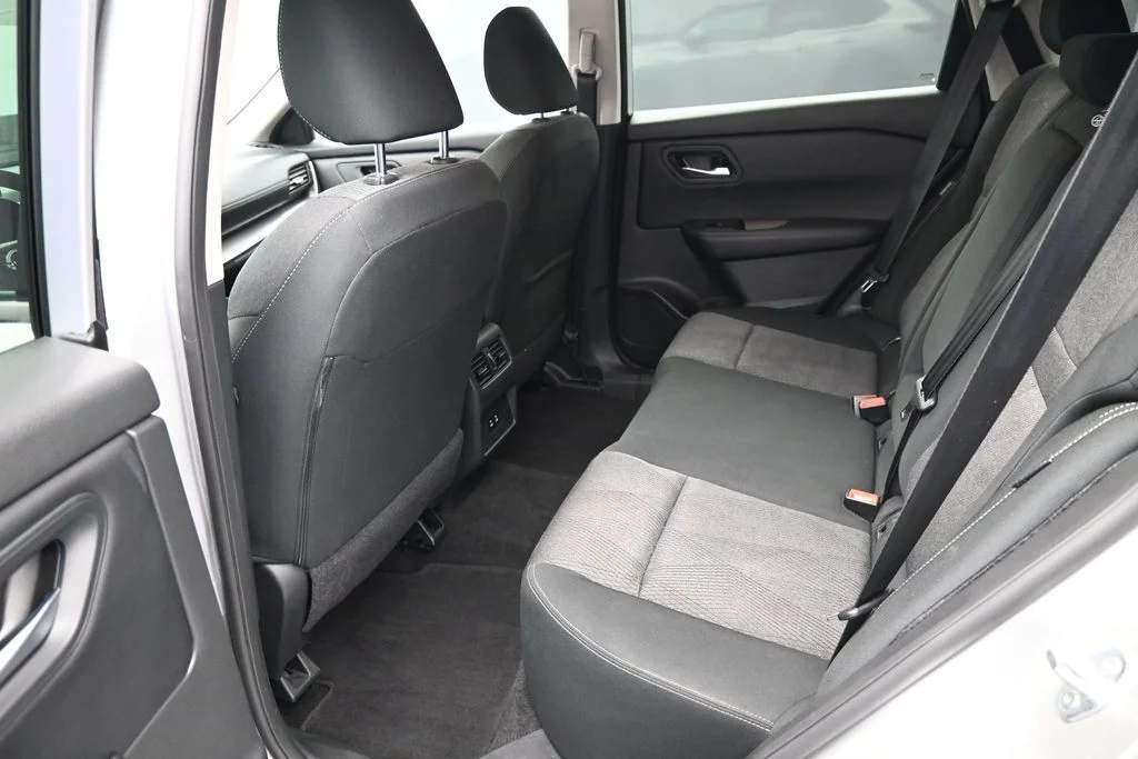 Used 2025 Silver Nissan SV image 19