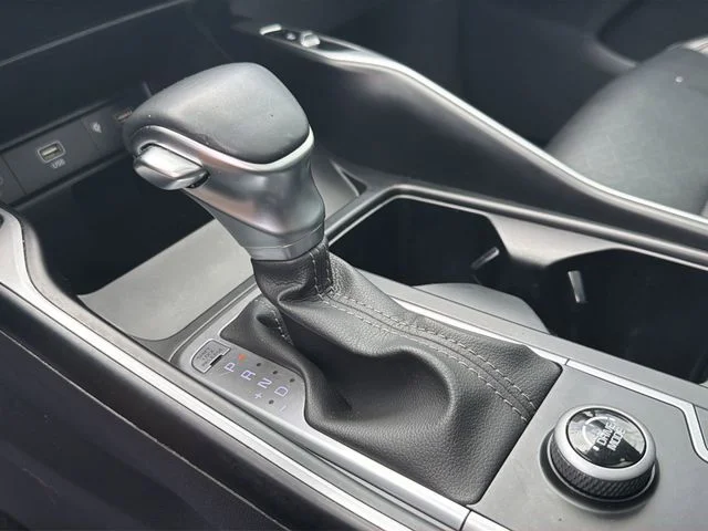Certified Used 2023 Silver Kia S image 20