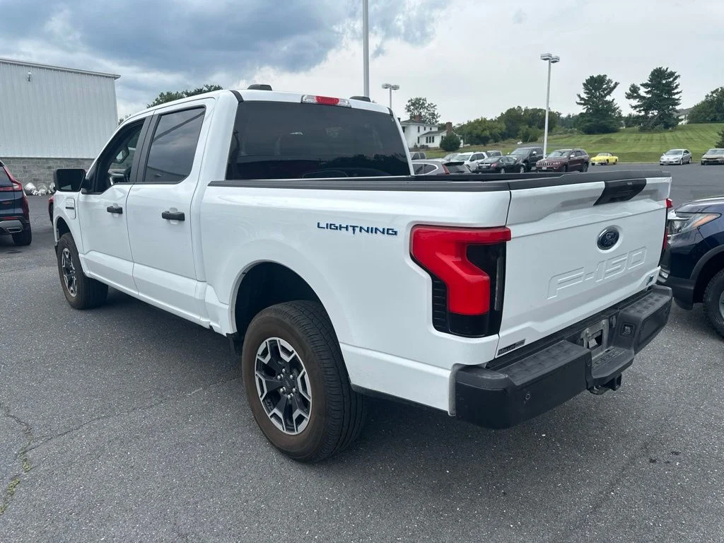 Used 2023 Oxford White Ford Pro image 9