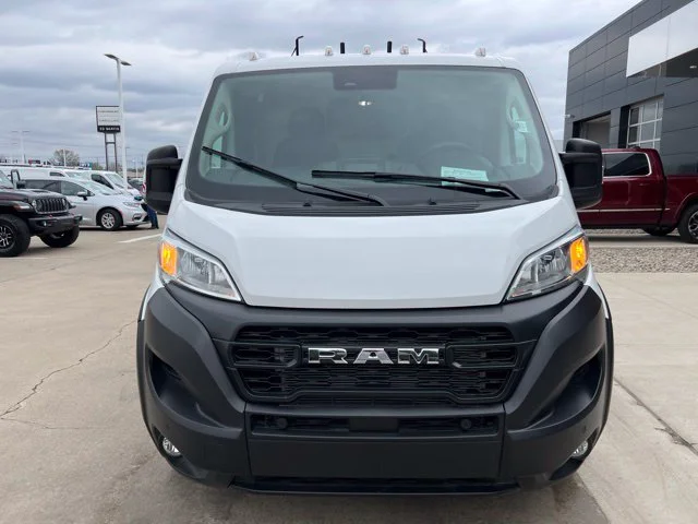 Used 2025 White Ram TRADESMAN image 8