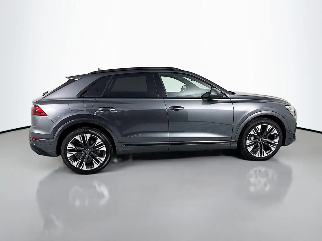 Used 2026 Daytona Gray Pearl Effect Audi 55 Premium Plus image 8