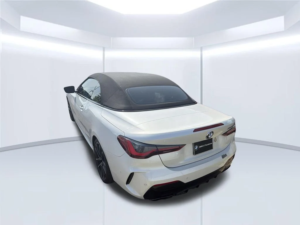 Used 2024 White BMW M440i image 4