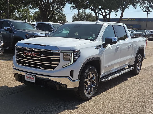 New 2026 GMC Sierra 1500 SLT