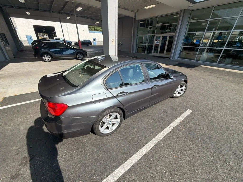 Used 2013 Mineral Gray Metallic BMW 328i xDrive image 4