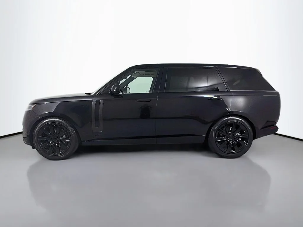 New 2026 Santorini Black Land Rover SE 7 Seats image 8