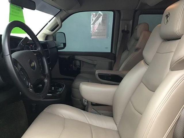 Used 2023 Bronze Chevrolet Explorer Limited SE image 19