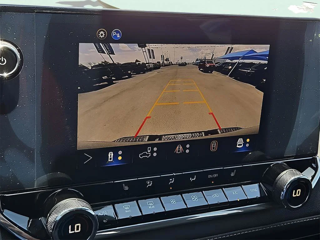 2026 Chevrolet Colorado LT - Photo 15