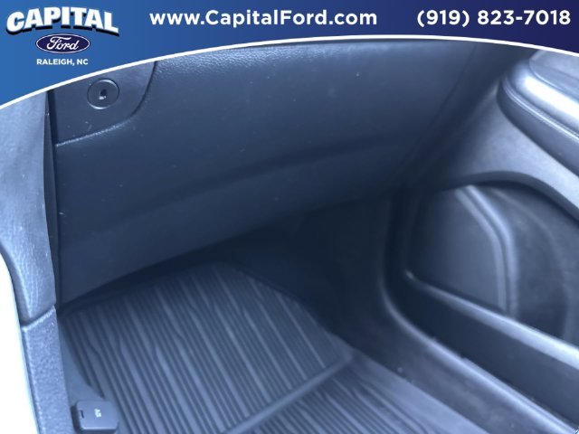 Used 2023 Gray Ford SEL image 28