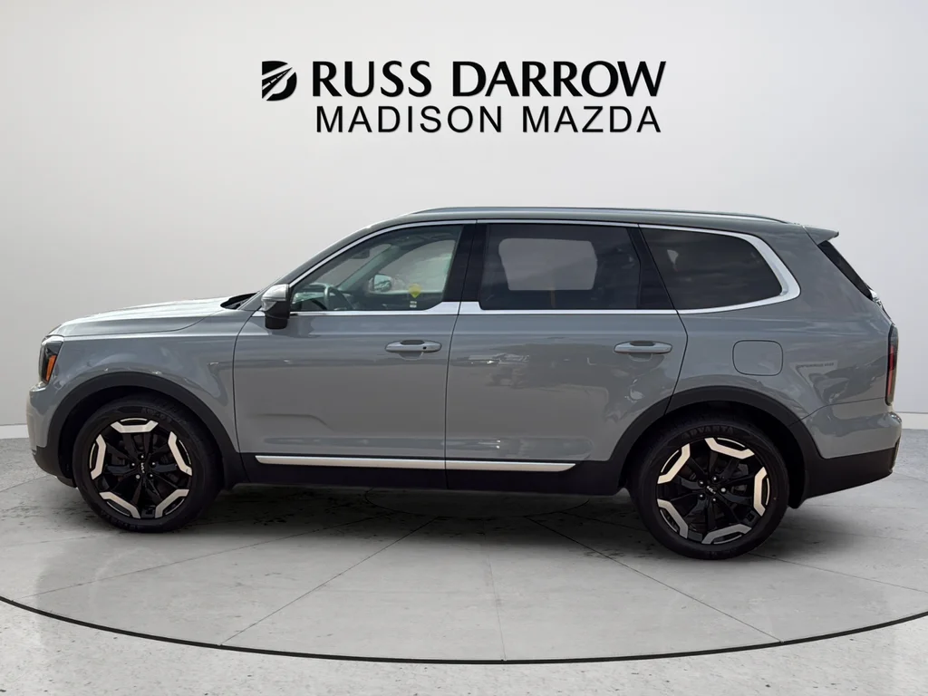 Used 2023 Gray Kia EX image 2
