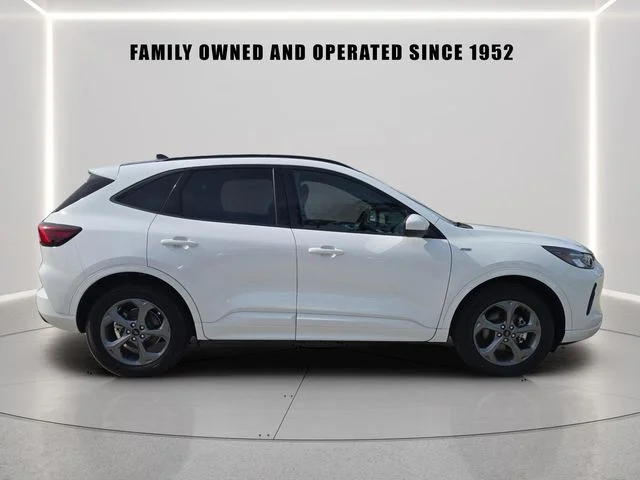 Used 2023 White Ford ST-Line Select image 2