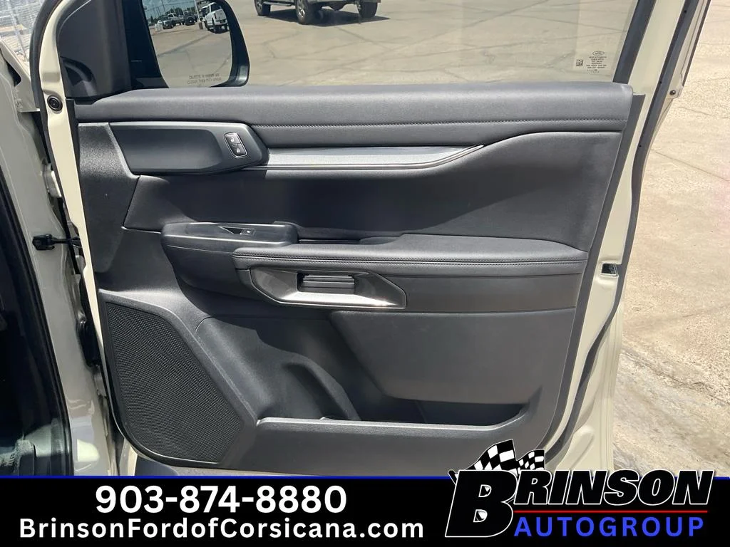 Used 2025 Desert Sand Ford LARIAT image 19