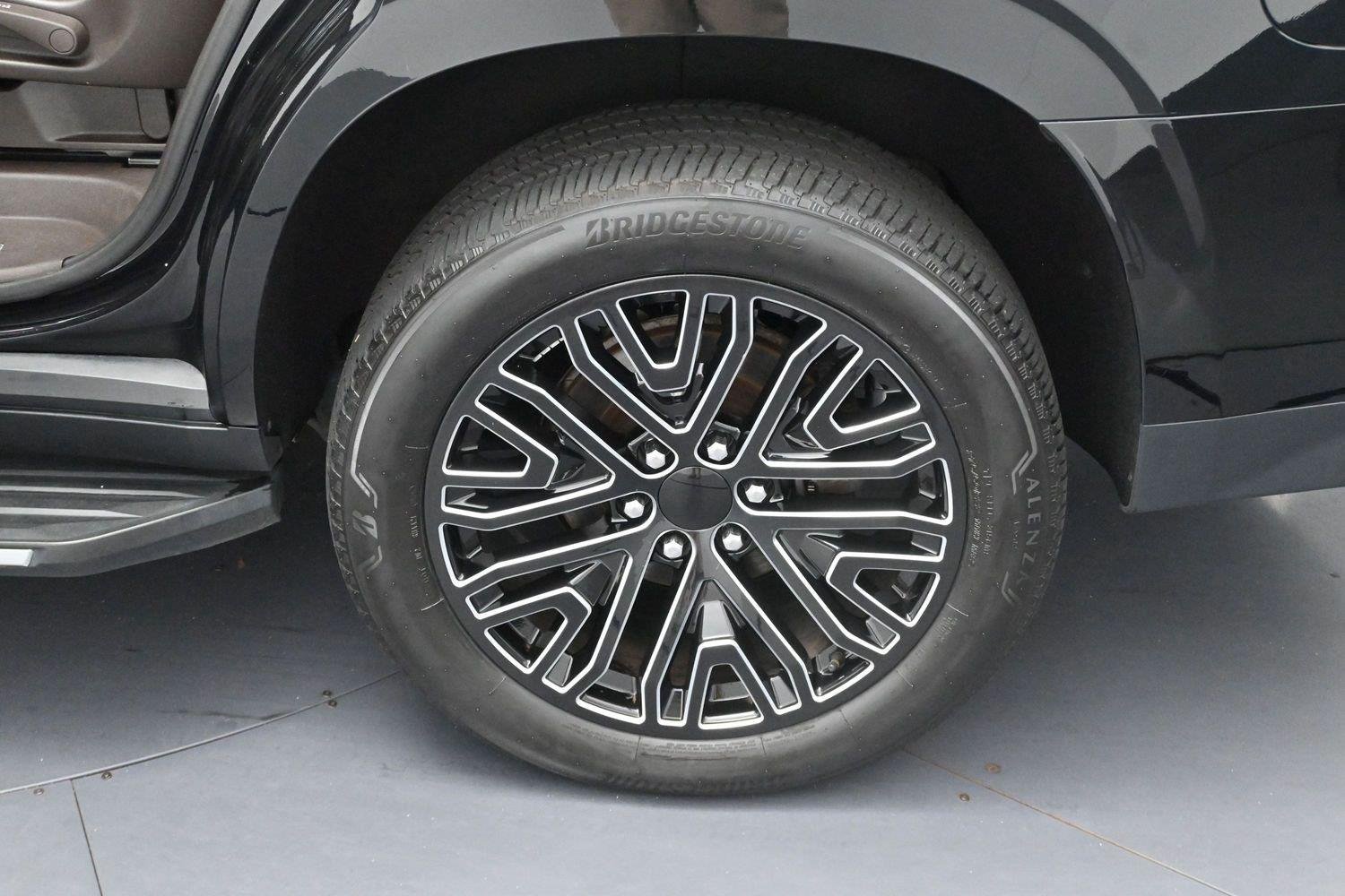 Used 2021 Black Chevrolet LT image 34