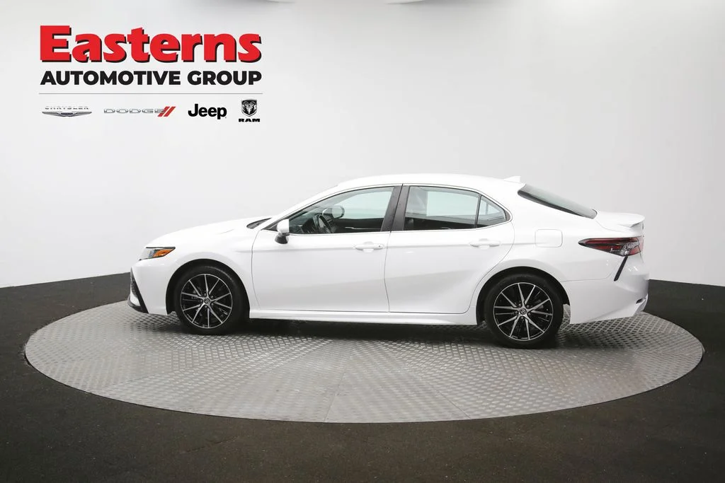 Used 2024 White Toyota SE image 60