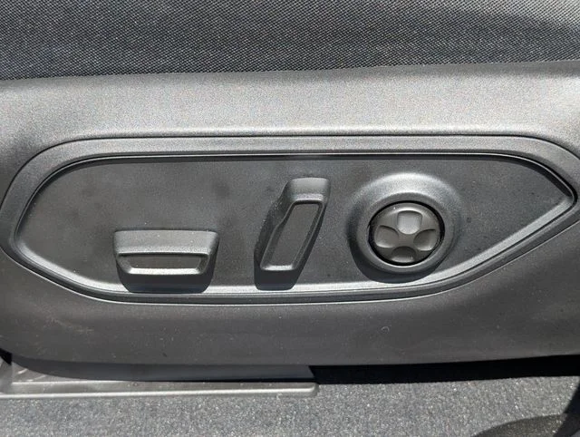 2026 Jeep Grand Cherokee Laredo - Photo 18