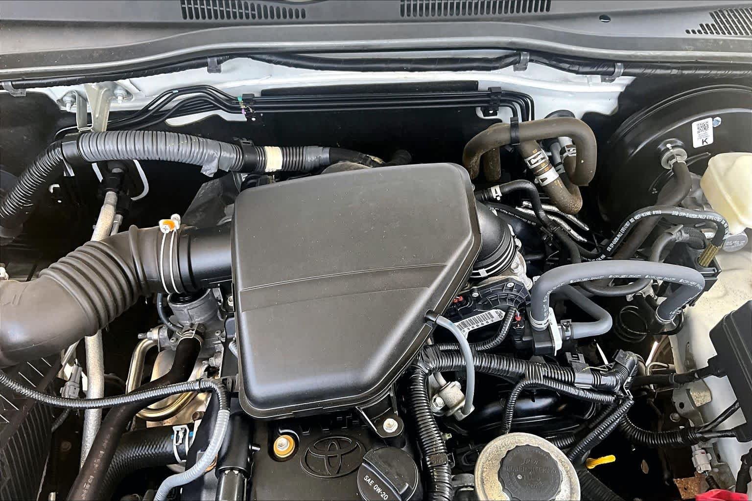Used 2022 White Toyota SR image 30