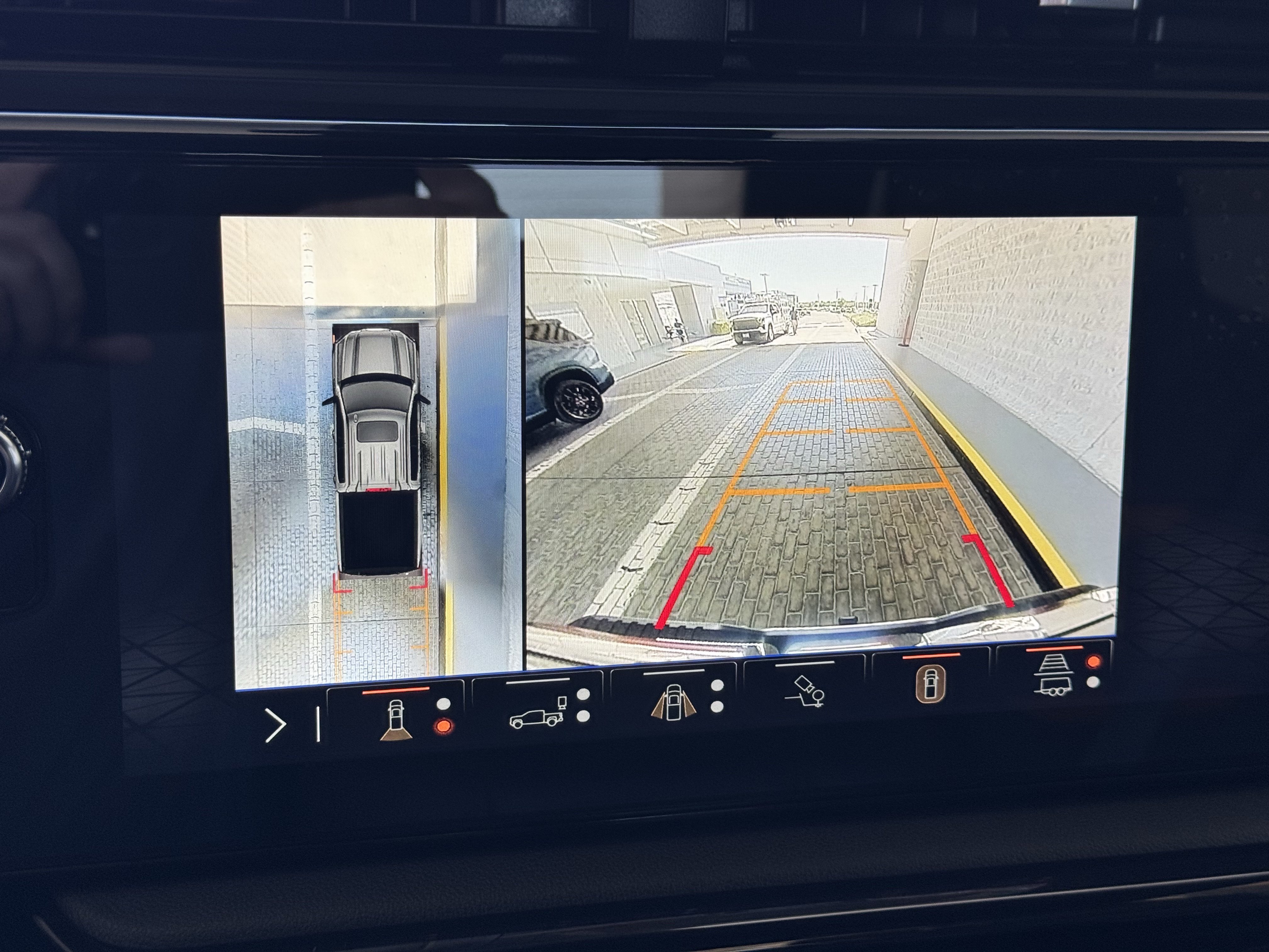2025 GMC Sierra 1500 AT4 - Photo 28
