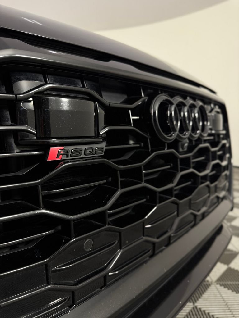 Used 2021 Orca Black Metallic Audi 4.0T image 40