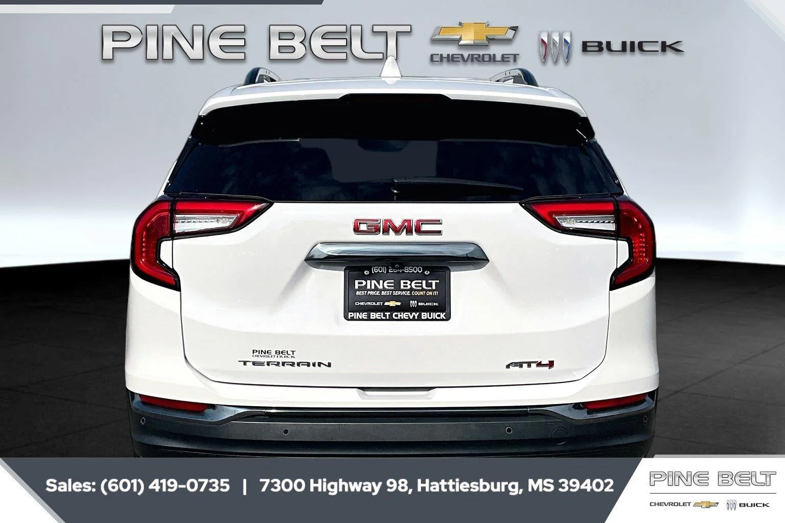 Used 2024 Summit White GMC AT4 image 4